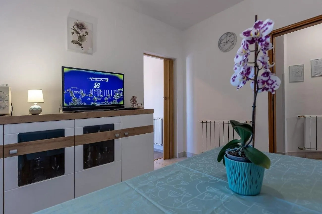 Apartments With A Parking Space Porec - 22124
